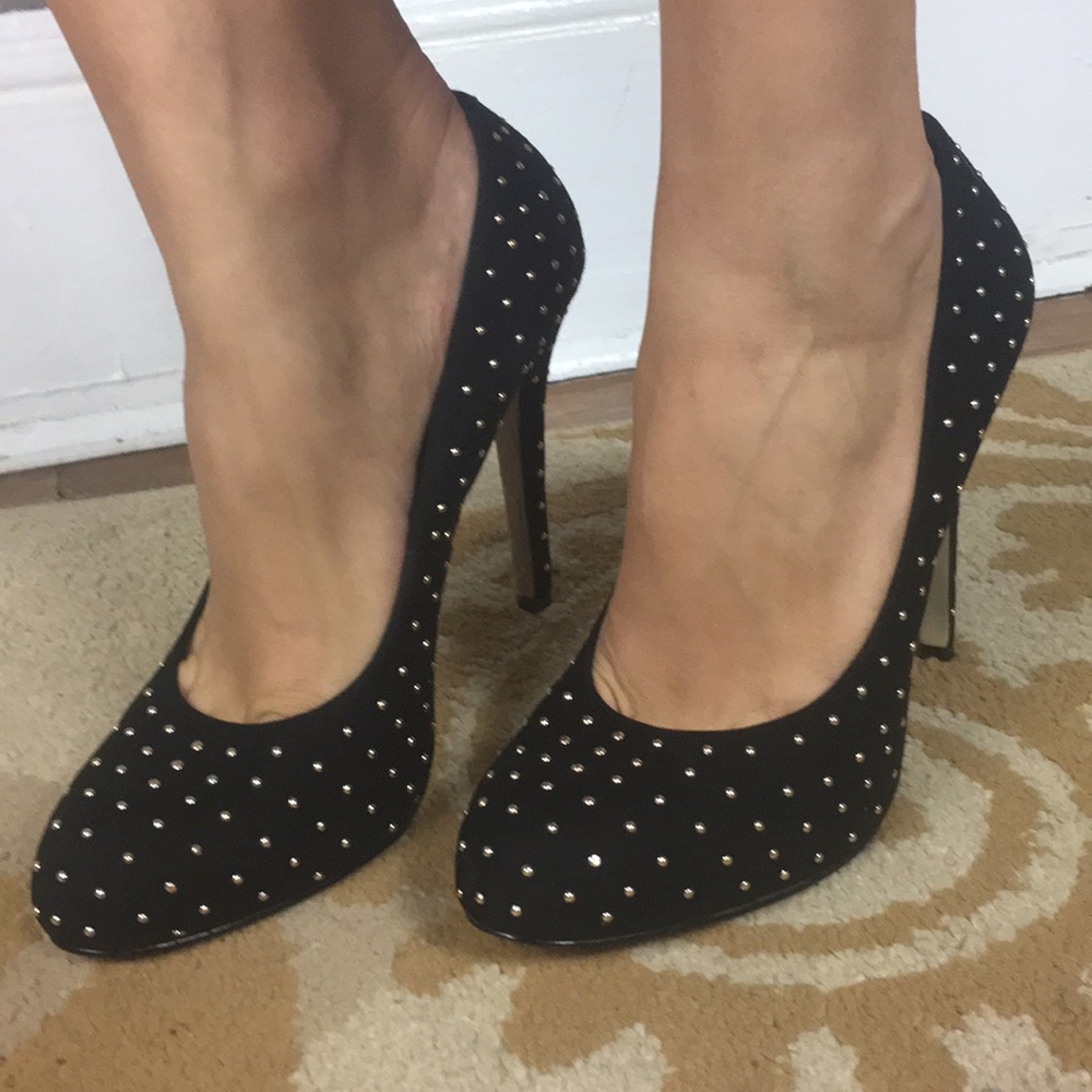 Band new/Never worn INC heels